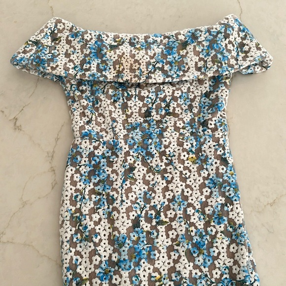 Light Blue Bronx and Banco Off the Shoulder Mermaid Dress - Picture 3 of 9